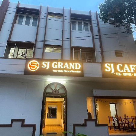 Sj Grand Hotel Коимбаторе Екстериор снимка