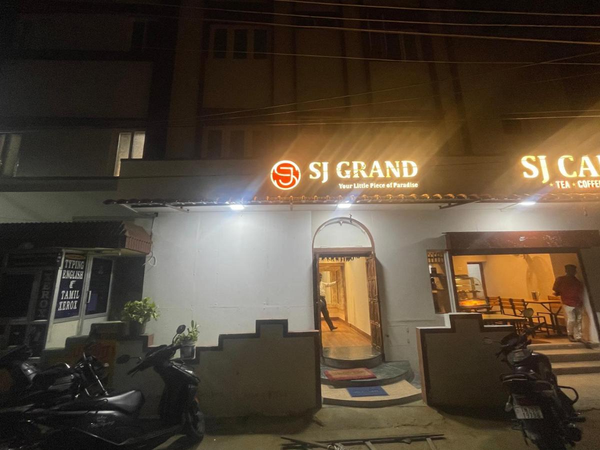 Sj Grand Hotel Коимбаторе Екстериор снимка